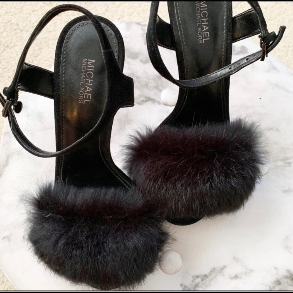 Michael Kors black slim heel with fur